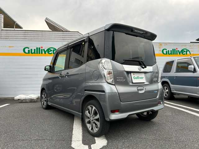 日産 デイズ ルークス ハイウェイスターX Gパッケージ 埼玉県 2015(平27)年 6.7万km チタニウムグレーメタリック /ワンオーナー/メモリナビ/フルセグテレビ/バックカメラ/ETC/プッシュスタート/ドアバイザー/アイドリングストップ/衝突被害軽減システム/AAC/ABS/横滑り防止装置/両側パワースライドドア/Bluetooth接続/取扱説明書/保証書/PW/PS/ドアバイザー/