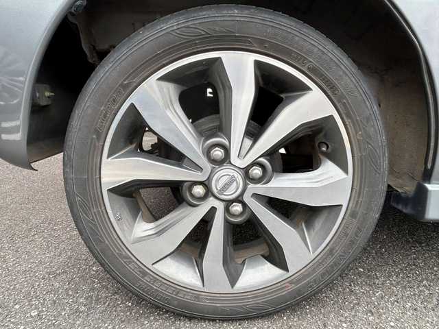 日産 デイズ ルークス ハイウェイスターX Gパッケージ 埼玉県 2015(平27)年 6.7万km チタニウムグレーメタリック /ワンオーナー/メモリナビ/フルセグテレビ/バックカメラ/ETC/プッシュスタート/ドアバイザー/アイドリングストップ/衝突被害軽減システム/AAC/ABS/横滑り防止装置/両側パワースライドドア/Bluetooth接続/取扱説明書/保証書/PW/PS/ドアバイザー/