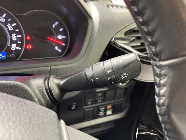 トヨタ ノア G 鹿児島県 2018(平30)年 8万km ホワイトパールクリスタルシャイン 純正ナビ/（CD/DVD/Bluetooth/フルセグ）/クルーズコントロール/片側パワースライドドア/プリクラッシュセーフティ/レーンキープアシスト/シートヒーター/ドラレコ付きデジタルインナーミラー/ETC/シートバックテーブル/オートライト/保証書/取扱説明書