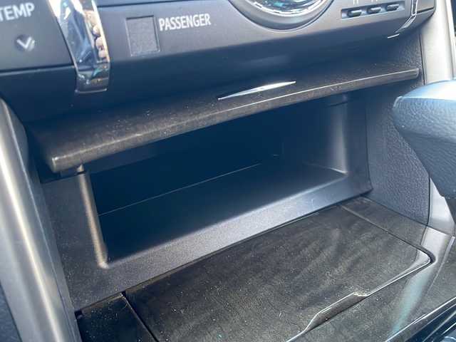 トヨタ マークＸ 250G 三重県 2014(平26)年 4.9万km ホワイトパールクリスタルシャイン 社外ナビ/バックカメラ/ＥＴＣ/パワーシート/スペアキー/ワンオーナー/ステアスイッチ/ＬＥＤオートライト/フォグランプ/電動格納ミラー/純正フロアマット/ドアバイザー/純正ＡＷ/禁煙車