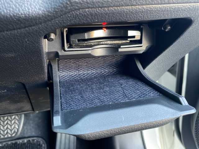 トヨタ マークＸ 250G 三重県 2014(平26)年 4.9万km ホワイトパールクリスタルシャイン 社外ナビ/バックカメラ/ＥＴＣ/パワーシート/スペアキー/ワンオーナー/ステアスイッチ/ＬＥＤオートライト/フォグランプ/電動格納ミラー/純正フロアマット/ドアバイザー/純正ＡＷ/禁煙車