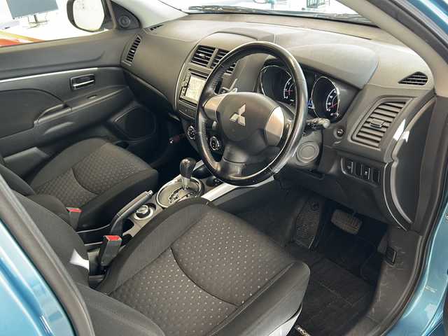 三菱 ＲＶＲ G 岐阜県 2012(平24)年 7.2万km ディープシーグリーンマイカ 純正SDナビ/純正アルミホイール/オートライト/フォグ/パドルシフト/４WD/ウィンカーミラー/社外アルミホイール/AUX/ワンセグ/BIuetooth/バックモニター/ETC/プッシュスタート