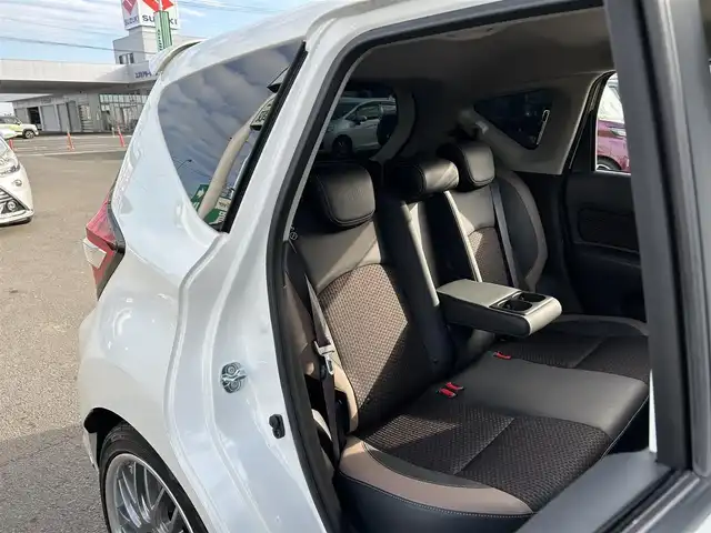 日産 ノート e－パワー メダリスト 宮城県 2018(平30)年 4.2万km ブリリアントホワイトパール インテリジェントアラウンドビューモニターセット/・踏み間違い衝突防止アシスト/・フロント＆バックソナー/・インテリジェントアラウンドビューモニター/・スマートルームミラー/＝＝＝/社外エアロ/インテリジェントエマージェンシーブレーキ/車線逸脱警報/純正ナビ（MM317D-W）/・CD/DVD/・Bluetooth/・フルセグTV/ETC/ドライブレコーダー/革巻きステアリング/ステアリングスイッチ/LEDヘッドランプ/フォグランプ/オートライト/スマートキー＆プッシュスタート/電動格納ミラー/社外17インチAW/車高調/ドアバイザー/フロアマット/Wエアバッグ