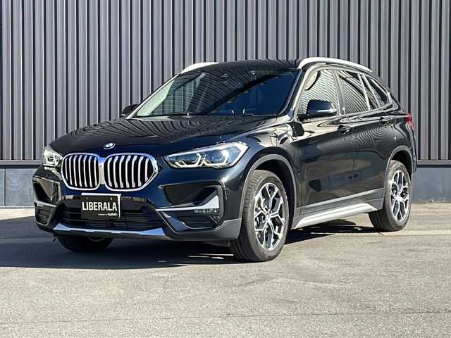 ＢＭＷ Ｘ１ xDrive 18d xライン 青森県 2020(令2)年 3.2万km 黒 ワンオーナー/4WD/ターボ/アクティブクルーズコントロール/D席・N席パワーシート/純正HDDナビ/(ラジオ/Bt)/レザーシート/ドライブレコーダー/クリアランスソナー/車線逸脱警報/横滑り防止装置/盗難防止装置/パーキングアシスト/オートライト/LEDヘッドライト/純正フロアマット/D席・N席シートヒーター/リアヒーター/バックカメラ/純正ETC/純正18インチアルミホイール/オーディオ/ステアスイッチ/プッシュスタートシステム/ウインカーミラー/アイドリングストップ/Wエアバッグ/サイドエアバック/ABS/スマートキーx2/保証書/取扱説明書