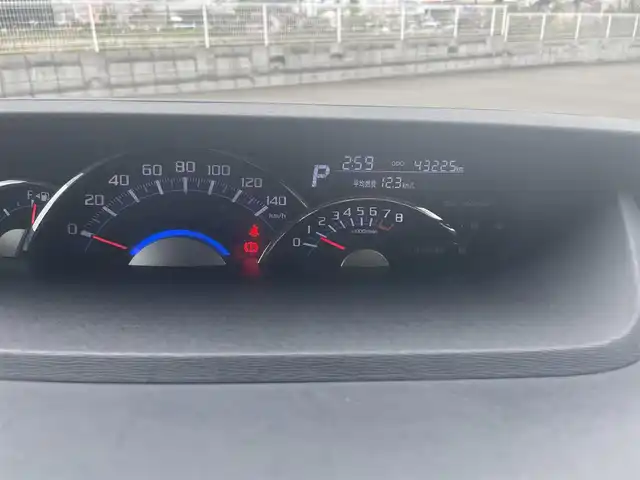 ダイハツ タント カスタム RS トップED SA 大阪府 2014(平26)年 4.4万km パールホワイトⅢ (株)IDOMが運営する【じしゃロン堺店】の自社ローン専用車両になります。/こちらは現金またはオートローンご利用時の価格です。自社ローンご希望の方は別途その旨お申付け下さい