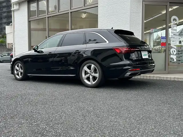 アウディ Ａ４ アバント 35TFSI アドバンスド 神奈川県 2021(令3)年 3.5万km 黒 純正ナビ/バックカメラ/全方位カメラ/クリアランスソナー/パドルシフト/クルーズコントロール/レザーシート/前席シートヒーター/前席パワーシート/メモリシート/パークアシスト/ETC2.0/ルーフレール/アイドリングストップ/社外フロアマット/純正AW/スマートキー/スペアキー×1/取扱説明書/保証書
