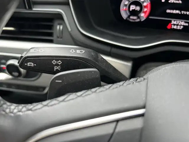 アウディ Ａ４ アバント 35TFSI アドバンスド 神奈川県 2021(令3)年 3.5万km 黒 純正ナビ/バックカメラ/全方位カメラ/クリアランスソナー/パドルシフト/クルーズコントロール/レザーシート/前席シートヒーター/前席パワーシート/メモリシート/パークアシスト/ETC2.0/ルーフレール/アイドリングストップ/社外フロアマット/純正AW/スマートキー/スペアキー×1/取扱説明書/保証書