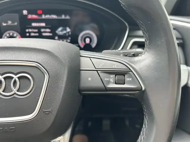 アウディ Ａ４ アバント 35TFSI アドバンスド 神奈川県 2021(令3)年 3.5万km 黒 純正ナビ/バックカメラ/全方位カメラ/クリアランスソナー/パドルシフト/クルーズコントロール/レザーシート/前席シートヒーター/前席パワーシート/メモリシート/パークアシスト/ETC2.0/ルーフレール/アイドリングストップ/社外フロアマット/純正AW/スマートキー/スペアキー×1/取扱説明書/保証書