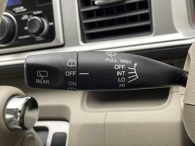 ホンダ ライフ G スマートプラス 宮崎県 2010(平22)年 4.6万km バニラクレム 〇純正CDプレーヤー【WX-104CU】/〇AUX/USB/FM/AM/〇電格ミラー/〇ドアバイザー/〇ハロゲンライト/〇オートエアコン/〇スマートキー/〇保証書/〇取扱説明書