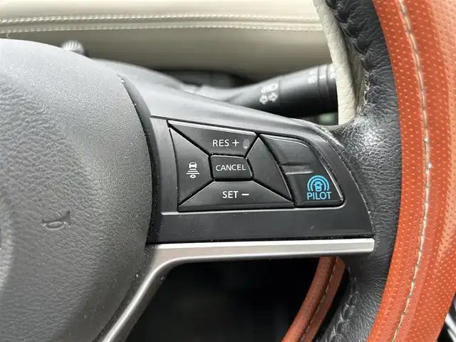 日産 セレナ ハイウェイスター G プロパイロットED 静岡県 2017(平29)年 10万km カシミヤグレージュ 2トーン ワンオーナー/両側パワースライドドア/純正メモリナビ・フルセグTV/DVD/CD/BD/USB/SD/Bluetooth/バックカメラ/フリップダウンモニター/エマージェンシーブレーキ/プロパイロット/LEDライト/スマートキー/プッシュスタート/新車時保証書/取扱説明書