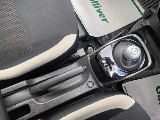 日産 ノート e－パワー X FOUR 青森県 2019(平31)年 11.9万km ブリリアントシルバー ４WD/純正ナビ/フルセグTV/CD/DVD/BT/バックカメラ/全周囲カメラ/デジタルインナーミラー/ETC/ドライブレコーダー/オートライト/LEDヘッドライト/衝突被害軽減システム/レーンアシスト/15インチ純正AW/純正フロアマット