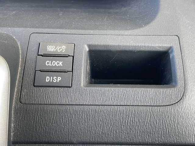 トヨタ ヴォクシー ZS 静岡県 2011(平23)年 14.3万km ボルドーマイカメタリック 社外HDDナビ/・AM/FM/CD/DVD/ワンセグTV/主要装備/・バックカメラ/・ETC/・スマートキー/・ABS/・盗難防止機能/・オートライト/・LEDライト/・社外フロアマット/・フォグランプ/・純正アルミホイール/・取扱説明書/・パドルシフト