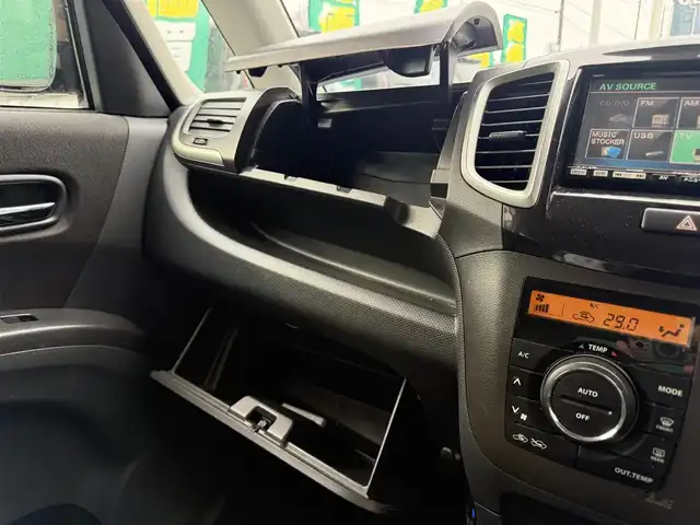 スズキ ソリオ S 千葉県 2011(平23)年 9万km ブルーイッシュブラックパール3 純正SDナビゲーション/CD・DVD/純正14インチAW/両側パワースライドドア/プッシュスタート/スマートキ/前後ドライブレコーダー/純正フロアマット/オートエアコン/ETC