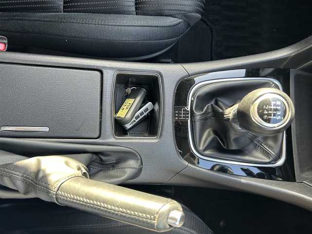 マツダ アテンザ ワゴン XD 愛知県 2014(平26)年 15.2万km ソウルレッドプレミアムメタリック 社外SDナビ/(FM/AM/CD/DVD/BT/USB/iPod/AUX/フルセグ)/バックカメラ/ディーゼル/ターボ/ルーフレール/HIDヘッドライト/フォグランプ/社外AW20インチ/電動格納ミラー/ETC/アイドリング/プッシュスタート/スマートキー/ABS/保証書