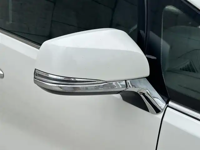 トヨタ アルファード S Cパッケージ 長崎県 2020(令2)年 5.2万km ホワイトパールクリスタルシャイン ワンオーナー/サンルーフ/モデリスタエアロ(F/S/R下)/モデリスタマフラーカッター/純正ナビ/(BT/フルセグ)/バックカメラ/フリップダウンモニター/衝突軽減ブレーキ/レーンアシスト/コーナーセンサー/ブラインドスポットモニター/レーダークルーズ/両側パワースライドドア/パワーバックドア /レザーシート/シートヒーター/エアシート/パワーシート/ハンドルヒーター/ビルトインETC/前後ドライブレコーダー/純正18インチAW