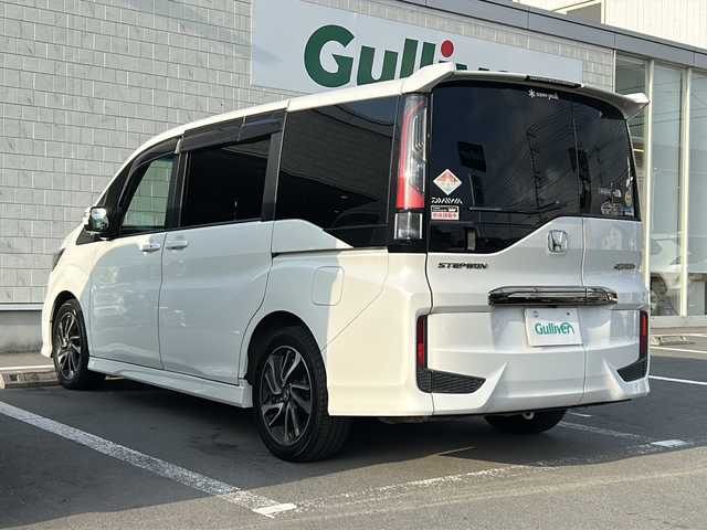ホンダ ステップワゴン スパーダ クルスピセンシング 静岡県 2018(平30)年 7.8万km プラチナホワイトパール 純正ナビ/地デジTV/純正CD/DVD/Bluetooth/バックカメラ/両側パワースライドドア/LEDヘッドライト/スマートキー/純正17インチAW/ビルトインETC/ドライブレコーダー