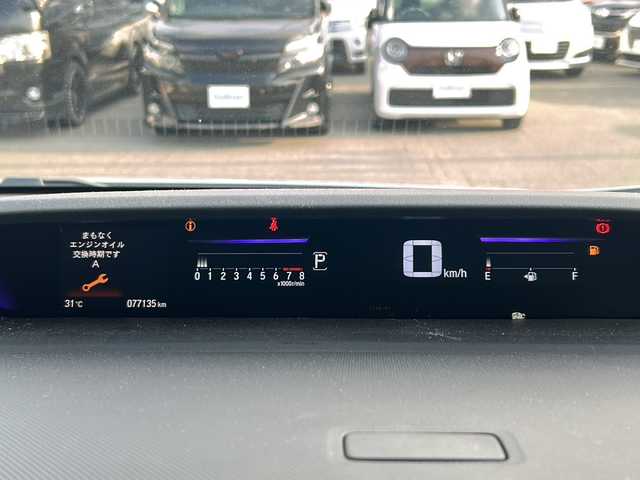 ホンダ ステップワゴン スパーダ クルスピセンシング 静岡県 2018(平30)年 7.8万km プラチナホワイトパール 純正ナビ/地デジTV/純正CD/DVD/Bluetooth/バックカメラ/両側パワースライドドア/LEDヘッドライト/スマートキー/純正17インチAW/ビルトインETC/ドライブレコーダー