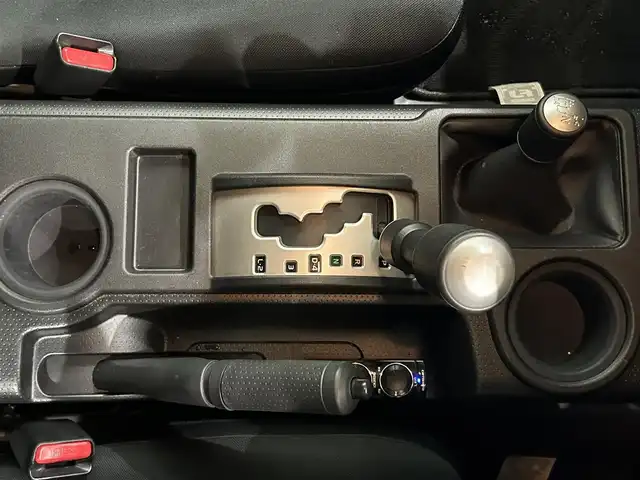 トヨタ ＦＪクルーザー カラーパッケージ 鹿児島県 2011(平23)年 3.6万km イエロー/ホワイト AIS検査済み【2502046326】社外パーツ取付有/カロッツェリアサイバーナビ/フルセグ/ETC/バックカメラ/クルーズコントロール/ルーフラック