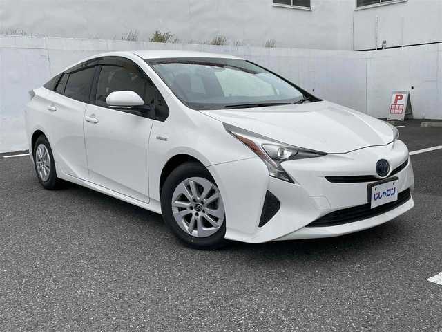 トヨタ プリウス S 千葉県 2016(平28)年 12.2万km スーパーホワイトⅡ (株)IDOMが運営する【じしゃロン八千代店】の自社ローン専用車両になります。こちらは現金またはオートローンご利用時の価格です。自社ローンご希望の方は別途その旨お申付け下さい/レーダーブレーキサポート/純正SDナビ/バックカメラ/ETC/LEDライト