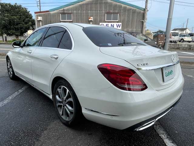 メルセデス・ベンツ Ｃ１８０ アバンギャルド 神奈川県 2015(平27)年 7.8万km ポーラホワイト ワンオーナー/保証書/取扱説明書/純正メモリナビ/（FM・AM・BT・CD・フルセグTV・SD）/衝突軽減システム/レーダークルーズコントロール/ブラインドスポットアシスト/レーンキーピングアシスト/コーナーセンサー/パドルシフト/LEDヘッドライト/オートライト/カーテン＋サイドエアバッグ/レザーシート/メモリー付きパワーシート/純正１７インチAW/バックカメラ