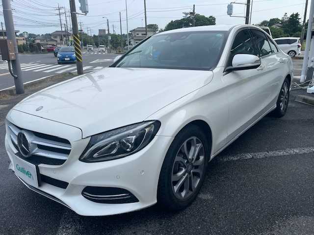 メルセデス・ベンツ Ｃ１８０ アバンギャルド 神奈川県 2015(平27)年 7.8万km ポーラホワイト ワンオーナー/保証書/取扱説明書/純正メモリナビ/（FM・AM・BT・CD・フルセグTV・SD）/衝突軽減システム/レーダークルーズコントロール/ブラインドスポットアシスト/レーンキーピングアシスト/コーナーセンサー/パドルシフト/LEDヘッドライト/オートライト/カーテン＋サイドエアバッグ/レザーシート/メモリー付きパワーシート/純正１７インチAW/バックカメラ