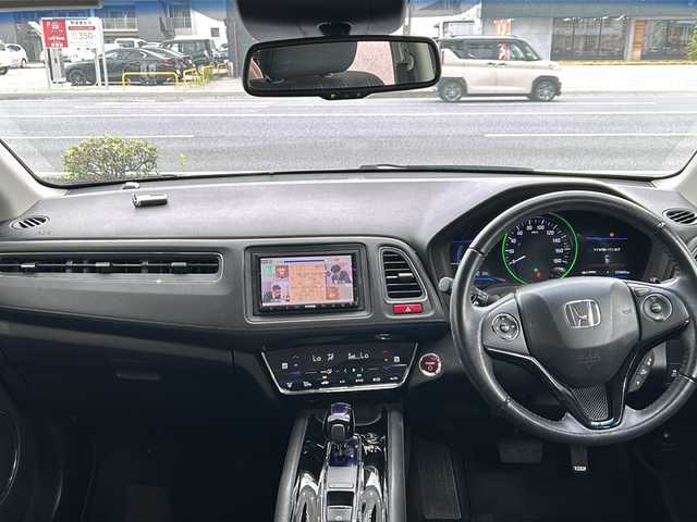 ホンダ ヴェゼル ハイブリッド Z 高知県 2014(平26)年 12.4万km ホワイトオーキッドパール SDナビ/・フルセグTV/・ケンウッド（MDVX７０１)/・DVD再生機能/ETC/バックカメラ/LEDライト/オートライト/シートヒーター/純正フロアマット/ワンオーナー