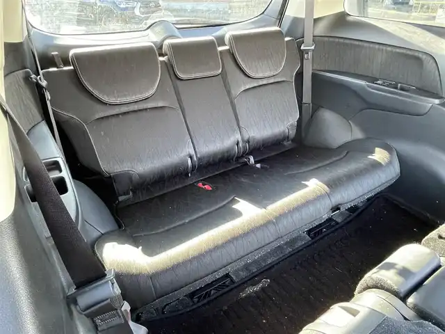 ホンダ オデッセイ アブソルート・EXホンダセンジング 道央・札幌 2017(平29)年 17.3万km ホワイトオーキッドパール ４WD/ワンオーナー/純正メーカーナビ/CD/DVD/BT/フルセグ/純正フリップダウンモニター/ホンダセンシング/衝突被害軽減ブレーキ/横滑り防止装置/アダプティブクルーズコントロール/レーンキープアシスト/パーキングアシスト/ブラインドスポットモニター/全方位カメラ/ビルトインETC/ドライブレコーダー/アイドリングストップ/D席パワーシート/ハーフレザーシート/革巻きステアリング/ステアリングリモコン/パドルシフト/レーダー探知機/プッシュスタート/スマートキー/LEDヘッドライト/オートライト/フォグランプ/電動格納ミラー/ウィンカーミラー/純正フロアマット/ドアバイザー/純正エンジンスターター