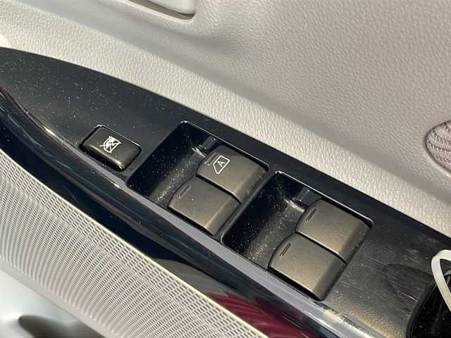 日産 デイズ ルークス X 福井県 2015(平27)年 8.2万km アゼリアピンク クラリオン6.2インチメモリーナビ/ワンセグTV/BT/DVD/CD/SD/AUX/アラウンドビューモニター/両側パワースライドドア/サマータイヤ車載/純正フロアマット/プッシュスタート/スマートキー×2