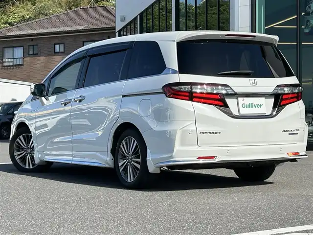 ホンダ オデッセイ ハイブリッド アブソルート・EXホンダセンジング 島根県 2019(平31)年 3.6万km プラチナホワイトパール 純正9インチナビ/CD/DVD/DTV/Bluetooth/HDMI/マルチビューカメラ /純正フリップダウンモニター/両側パワースライドドア/レーダークルーズコントロール/純正17インチアルミホイール/シートカバー/シートヒーター/コーナーセンサー /スマートキー/プッシュスタート /LEDオートライト/ドライブレコーダー/ビルトインETC2.0/大型アームレスト/純正フロアマット/ドアバイザー