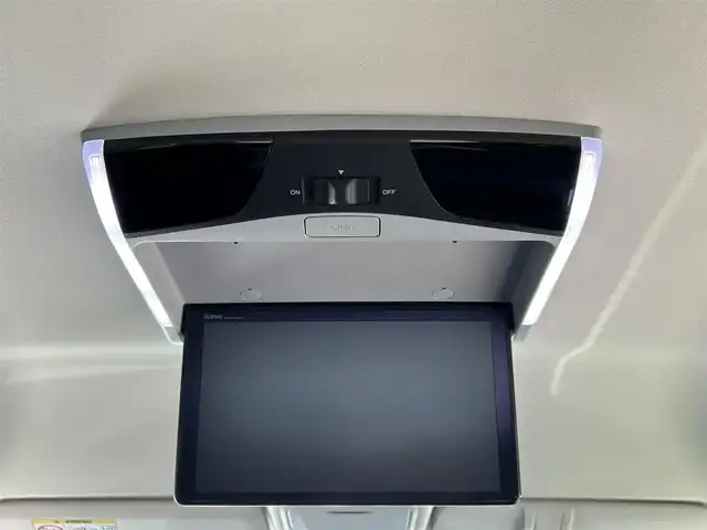 ホンダ オデッセイ ハイブリッド アブソルート・EXホンダセンジング 島根県 2019(平31)年 3.6万km プラチナホワイトパール 純正9インチナビ/CD/DVD/DTV/Bluetooth/HDMI/マルチビューカメラ /純正フリップダウンモニター/両側パワースライドドア/レーダークルーズコントロール/純正17インチアルミホイール/シートカバー/シートヒーター/コーナーセンサー /スマートキー/プッシュスタート /LEDオートライト/ドライブレコーダー/ビルトインETC2.0/大型アームレスト/純正フロアマット/ドアバイザー