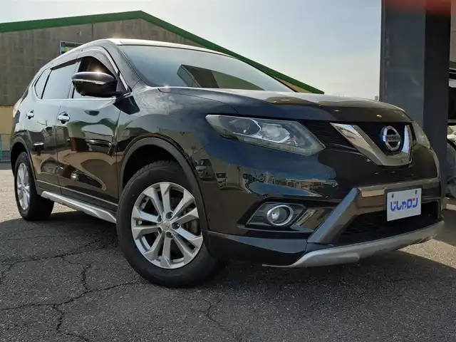 日産 エクストレイル 20X 新潟県 2016(平28)年 11.2万km ダイヤモンドブラック (株)IDOMが運営する【じしゃロン新潟店】の自社ローン専用車両になります。/こちらは現金またはオートローンご利用時の価格です。自社ローンご希望の方は別途その旨お申付け下さい/純正ナビ/FM/AM/CD/DVD視聴可能/フルセグTV視聴可能(走行中視聴不可)/Bluetooth/AUX/USB接続可能/バックカメラ・全方位カメラ/ETC/プッシュスタート/クルーズコントロール/カプロンシート/シートヒーター(D席+N席)/前後コーナーセンサー/横滑り防止装置/電動格納ウィンカーミラー/スマートキー/取扱説明書