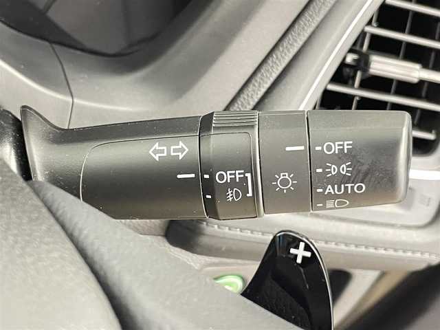 ホンダ ヴェゼル ハイブリッド X ホンダセンシング 千葉県 2019(平31)年 1.5万km スーパープラチナグレーメタリック 禁煙車/純正ナビ/・VXM-194VFi/・Disc/iPod/Radio/・フルセグTV/・バックカメラ/ホンダセンシング/・レーダークルーズコントロール/・衝突被害軽減ブレーキ/・レーンキープ/・操舵支援機能/ステアリングリモコン/電子制御パーキングブレーキ/・オートホールドブレーキ/スマートキー/・スペアキー