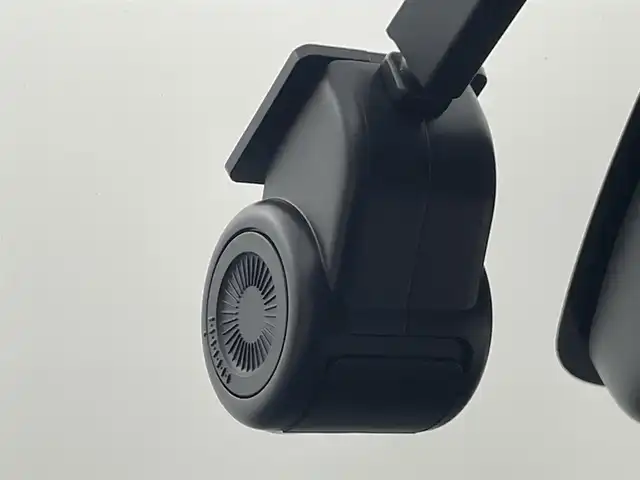 ダイハツ ミラ イース G リミテッド SAⅢ 熊本県 2020(令2)年 0.7万km スカイブルーメタリック 純正ナビ　/前後ドライブレコーダー/純正ナビNSZNーW71D（フルセグ・ＢＴ・ＵＳＢ）/バックカメラ　/ＥＴＣ　/前後クリアランスソナー/衝突軽減ブレーキ　/横滑り防止　/アイドリングストップ　/電動格納ミラー　/前席シートヒーター　/オートライト　/ＬＥＤヘッドライト/スマートキー/プッシュスタート