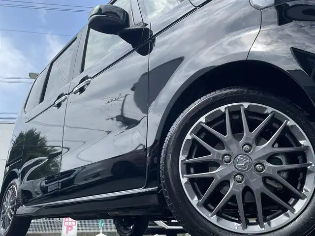 ホンダ Ｎ ＢＯＸ カスタム ターボ 熊本県 2025(令7)年 0.1万km クリスタルブラックパール ディスプレーオーディオ/【Bluetooth/SD/AVX/USB】/バックカメラ/両側パワースライドドア/ホンダセンシング/レーダークルーズコントロール/衝突軽減ブレーキ/レーンキープアシスト/革調シートカバー/シートヒーター/パドルシフト/純正15インチAW/ETC/オートLEDヘッドライト/ウィンカーミラー/プッシュスタート/横滑り防止/ABS/盗難防止装置