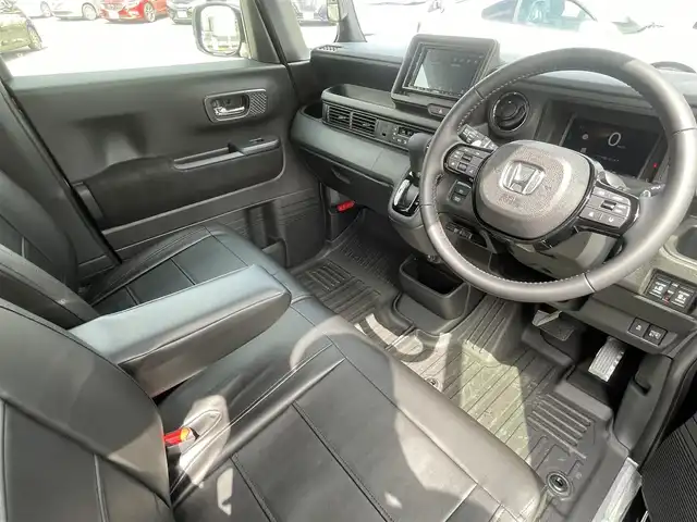 ホンダ Ｎ ＢＯＸ カスタム ターボ 熊本県 2025(令7)年 0.1万km クリスタルブラックパール ディスプレーオーディオ/【Bluetooth/SD/AVX/USB】/バックカメラ/両側パワースライドドア/ホンダセンシング/レーダークルーズコントロール/衝突軽減ブレーキ/レーンキープアシスト/革調シートカバー/シートヒーター/パドルシフト/純正15インチAW/ETC/オートLEDヘッドライト/ウィンカーミラー/プッシュスタート/横滑り防止/ABS/盗難防止装置