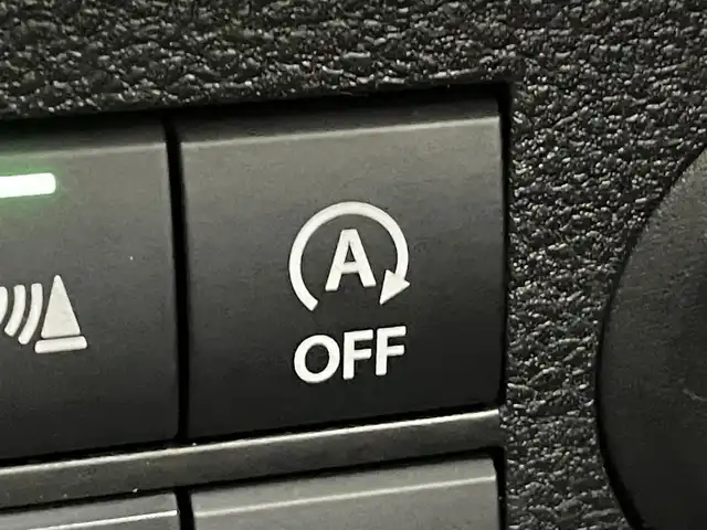 スズキ アルト L 群馬県 2023(令5)年 1.2万km シルキーシルバーメタリック 衝突軽減ブレーキ　運転席シートヒーター　リアコーナーセンサー　アイドリングストップ　横滑り防止　車線逸脱警報　電動格納ミラー　純正フロアマット　社外ＣＤデッキ　Ｂｌｕｅｔｏｏｔｈ　ＵＳＢ　保証書　取説　スペアキーｘ１　ヘッドライトレベライザ