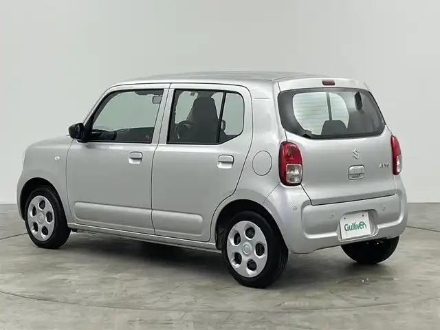 スズキ アルト L 群馬県 2023(令5)年 1.2万km シルキーシルバーメタリック 衝突軽減ブレーキ　運転席シートヒーター　リアコーナーセンサー　アイドリングストップ　横滑り防止　車線逸脱警報　電動格納ミラー　純正フロアマット　社外ＣＤデッキ　Ｂｌｕｅｔｏｏｔｈ　ＵＳＢ　保証書　取説　スペアキーｘ１　ヘッドライトレベライザ