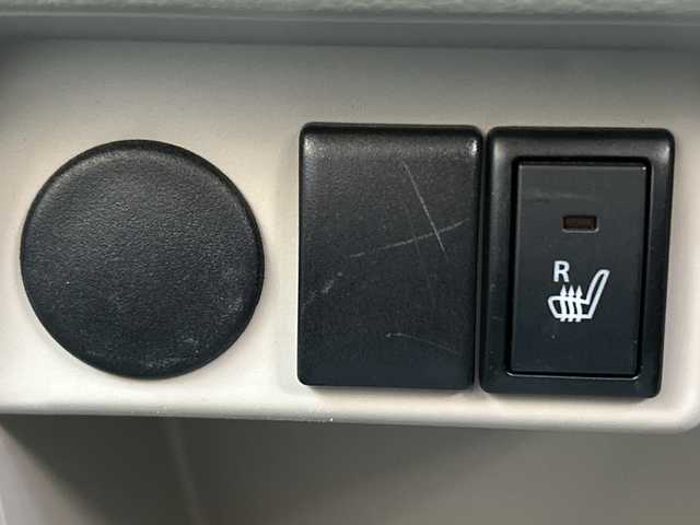 スズキ ラパン S 茨城県 2016(平28)年 11.9万km シフォンアイボリーM 社外メモリナビ【AVIC-RZ200】/(地デジTV・CD・ラジオ再生)/シートヒーター/ETC/バックカメラ/LEDヘッドライト/純正フロアマット/スマートキー/取扱説明書/保証書