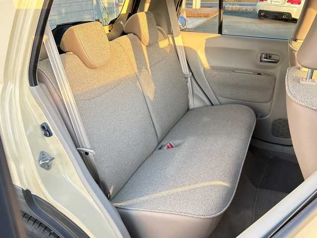 スズキ ラパン S 茨城県 2016(平28)年 11.9万km シフォンアイボリーM 社外メモリナビ【AVIC-RZ200】/(地デジTV・CD・ラジオ再生)/シートヒーター/ETC/バックカメラ/LEDヘッドライト/純正フロアマット/スマートキー/取扱説明書/保証書