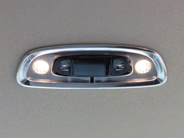 ボルボ ＸＣ６０ B5 AWD インスクリプション 滋賀県 2021(令3)年 2万km クリスタルホワイトP ヘッドアップディスプレイ/CarPlay/androidauto/USB/Bluetooth/ハーマンカードンプレミアムサラウンドシステム/ベージュ本革シート/360°カメラ/前後純正ドライブレコーダー/コーナーセンサー/全席シートヒーター/前席シートクーラー/前席パワーシート/前席シートメモリー/ステアリングヒーター/レーンキープアシスト/ブラインドスポットモニター/アダプティブクルーズコントロール/PilotAssist/オートホールド/フットトランクオープナー/ETC2.0/LEDヘッドライト/LEDフォグライト