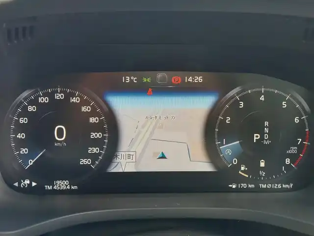 ボルボ ＸＣ６０ B5 AWD インスクリプション 滋賀県 2021(令3)年 2万km クリスタルホワイトP ヘッドアップディスプレイ/CarPlay/androidauto/USB/Bluetooth/ハーマンカードンプレミアムサラウンドシステム/ベージュ本革シート/360°カメラ/前後純正ドライブレコーダー/コーナーセンサー/全席シートヒーター/前席シートクーラー/前席パワーシート/前席シートメモリー/ステアリングヒーター/レーンキープアシスト/ブラインドスポットモニター/アダプティブクルーズコントロール/PilotAssist/オートホールド/フットトランクオープナー/ETC2.0/LEDヘッドライト/LEDフォグライト