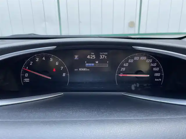トヨタ シエンタ G 山梨県 2019(令1)年 8.3万km ブラックマイカ/ラディアントグリーンメタリック 2トーン 純正SDナビ(NSCN-W68)/純正CD/Bluetooth接続/フルセグTV/バックカメラ/ETC/ドライブレコーダー/両側電動スライドドア/スペアキー1本/取扱説明書/保証書