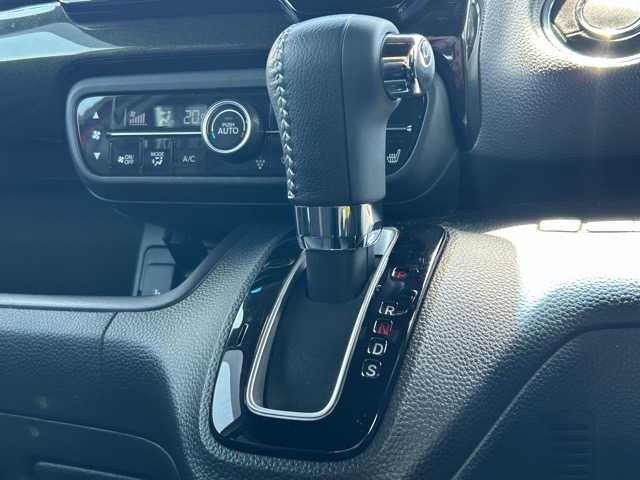 ホンダ Ｎ ＢＯＸ カスタム G EX ターボ ホンダセンシング 千葉県 2020(令2)年 1.1万km ミラノレッド 純正ナビ/Bluetooth/フルセグTV/CD/DVD/ETC/前後ドライブレコーダー/前後コーナーセンサー/助手席スーパースライドシート/両側パワースライドドア/アダクティブ・クルーズ・コントロール/衝突軽減ブレーキ/誤発進抑制機能/歩行者事故低減ステアリング/先行車発進お知らせ機能/標識認識機能/路外逸脱抑制機能/後方誤発進抑制機能/車線維持支援システム/盗難防止装置/オートライト/オートハイビーム/ウィンカーミラー/プッシュスタートボタン/ステアリングスイッチ/スマートキー/LEDヘッドライト/純正アルミホイール/純正フロアマット/取扱説明書