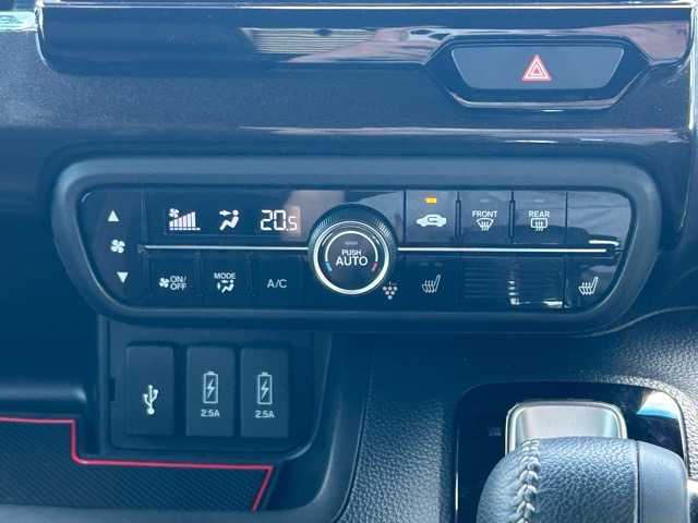 ホンダ Ｎ ＢＯＸ カスタム G EX ターボ ホンダセンシング 千葉県 2020(令2)年 1.1万km ミラノレッド 純正ナビ/Bluetooth/フルセグTV/CD/DVD/ETC/前後ドライブレコーダー/前後コーナーセンサー/助手席スーパースライドシート/両側パワースライドドア/アダクティブ・クルーズ・コントロール/衝突軽減ブレーキ/誤発進抑制機能/歩行者事故低減ステアリング/先行車発進お知らせ機能/標識認識機能/路外逸脱抑制機能/後方誤発進抑制機能/車線維持支援システム/盗難防止装置/オートライト/オートハイビーム/ウィンカーミラー/プッシュスタートボタン/ステアリングスイッチ/スマートキー/LEDヘッドライト/純正アルミホイール/純正フロアマット/取扱説明書