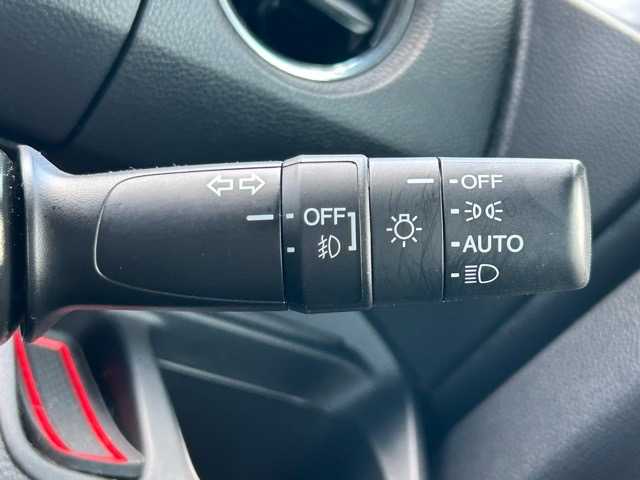 ホンダ Ｎ ＢＯＸ カスタム G EX ターボ ホンダセンシング 千葉県 2020(令2)年 1.1万km ミラノレッド 純正ナビ/Bluetooth/フルセグTV/CD/DVD/ETC/前後ドライブレコーダー/前後コーナーセンサー/助手席スーパースライドシート/両側パワースライドドア/アダクティブ・クルーズ・コントロール/衝突軽減ブレーキ/誤発進抑制機能/歩行者事故低減ステアリング/先行車発進お知らせ機能/標識認識機能/路外逸脱抑制機能/後方誤発進抑制機能/車線維持支援システム/盗難防止装置/オートライト/オートハイビーム/ウィンカーミラー/プッシュスタートボタン/ステアリングスイッチ/スマートキー/LEDヘッドライト/純正アルミホイール/純正フロアマット/取扱説明書