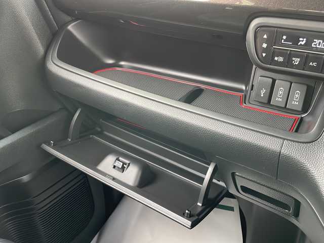 ホンダ Ｎ ＢＯＸ カスタム G EX ターボ ホンダセンシング 千葉県 2020(令2)年 1.1万km ミラノレッド 純正ナビ/Bluetooth/フルセグTV/CD/DVD/ETC/前後ドライブレコーダー/前後コーナーセンサー/助手席スーパースライドシート/両側パワースライドドア/アダクティブ・クルーズ・コントロール/衝突軽減ブレーキ/誤発進抑制機能/歩行者事故低減ステアリング/先行車発進お知らせ機能/標識認識機能/路外逸脱抑制機能/後方誤発進抑制機能/車線維持支援システム/盗難防止装置/オートライト/オートハイビーム/ウィンカーミラー/プッシュスタートボタン/ステアリングスイッチ/スマートキー/LEDヘッドライト/純正アルミホイール/純正フロアマット/取扱説明書