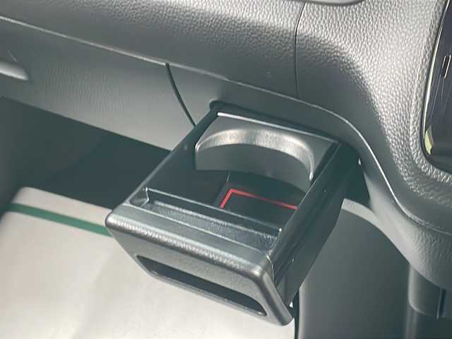 ホンダ Ｎ ＢＯＸ カスタム G EX ターボ ホンダセンシング 千葉県 2020(令2)年 1.1万km ミラノレッド 純正ナビ/Bluetooth/フルセグTV/CD/DVD/ETC/前後ドライブレコーダー/前後コーナーセンサー/助手席スーパースライドシート/両側パワースライドドア/アダクティブ・クルーズ・コントロール/衝突軽減ブレーキ/誤発進抑制機能/歩行者事故低減ステアリング/先行車発進お知らせ機能/標識認識機能/路外逸脱抑制機能/後方誤発進抑制機能/車線維持支援システム/盗難防止装置/オートライト/オートハイビーム/ウィンカーミラー/プッシュスタートボタン/ステアリングスイッチ/スマートキー/LEDヘッドライト/純正アルミホイール/純正フロアマット/取扱説明書