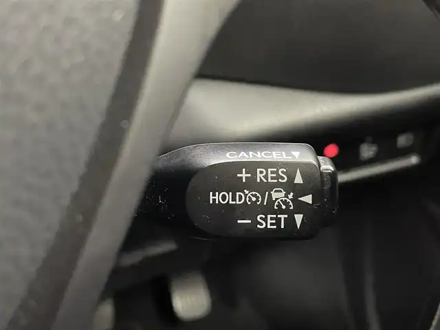 トヨタ Ｃ－ＨＲ G 熊本県 2018(平30)年 9.1万km ブラック/ホワイトパールクリスタルシャイン 2トーン ワンオーナー　/純正ナビ（ＣＤ・ＤＶＤ・フルセグ・ＢＴ・ＳＤ）/TVキャンセラー/バックカメラ　/純正前方ドライブレコーダー（DRT-C68A）/レーダークルーズコントロール　/前後クリアランスソナー　/前席シートヒーター　/車線逸脱警報/先行車発進お知らせ機能/ブラインドスポットモニター/横滑り防止/ハーフレザーシート/純正フロアマット/純正１８インチAW/オートライト/オートマチックハイビーム/LEDヘッドライト/フォグランプ/スマートキー/プッシュスタート/保証書/取扱説明書