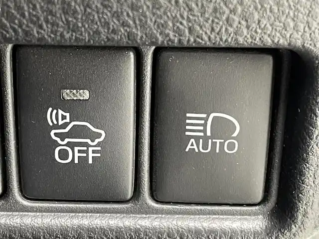 トヨタ Ｃ－ＨＲ G 熊本県 2018(平30)年 9.1万km ブラック/ホワイトパールクリスタルシャイン 2トーン ワンオーナー　/純正ナビ（ＣＤ・ＤＶＤ・フルセグ・ＢＴ・ＳＤ）/TVキャンセラー/バックカメラ　/純正前方ドライブレコーダー（DRT-C68A）/レーダークルーズコントロール　/前後クリアランスソナー　/前席シートヒーター　/車線逸脱警報/先行車発進お知らせ機能/ブラインドスポットモニター/横滑り防止/ハーフレザーシート/純正フロアマット/純正１８インチAW/オートライト/オートマチックハイビーム/LEDヘッドライト/フォグランプ/スマートキー/プッシュスタート/保証書/取扱説明書