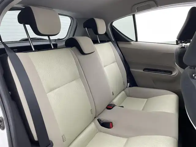 トヨタ アクア S 福井県 2014(平26)年 3.2万km ライムホワイトパールクリスタルシャイン 純正ナビ/CD/DVD/Bluetooth/フルセグ/ドラレコ/シートヒーター/バックカメラ/ETC/オートライト/プッシュスタート/スマーキー